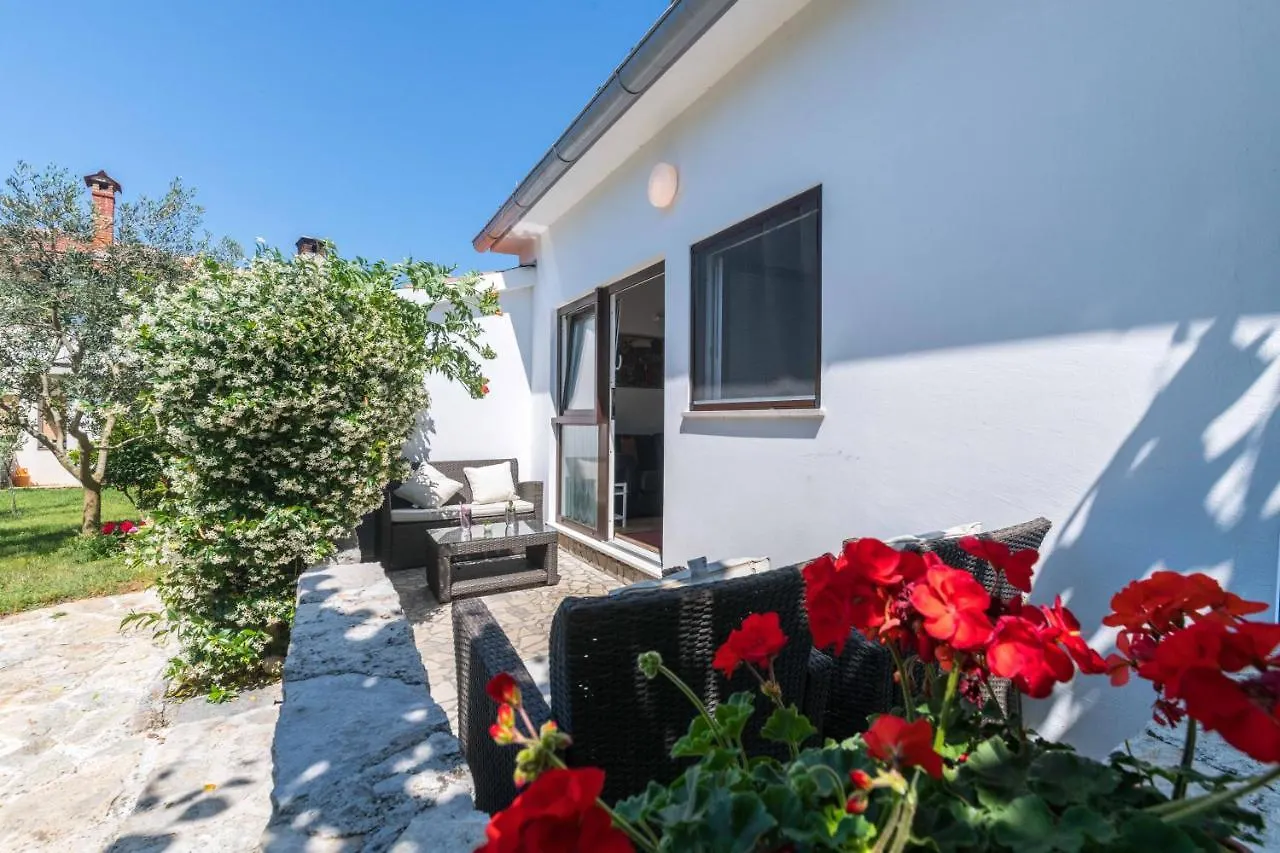 Wine Garden Holiday Home Pula